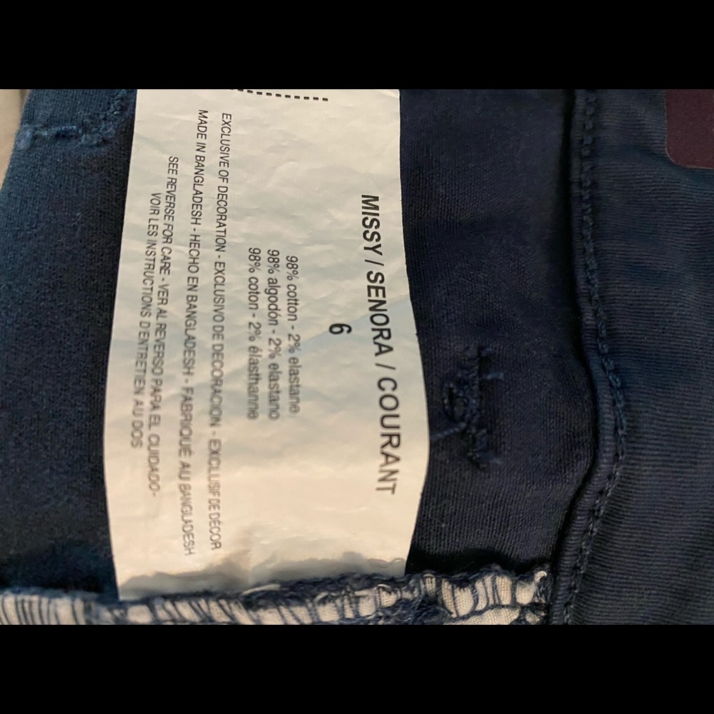 Size 6 Gloria Vanderbilt Amanda 2.0 Jeans - Picture 5 of 5